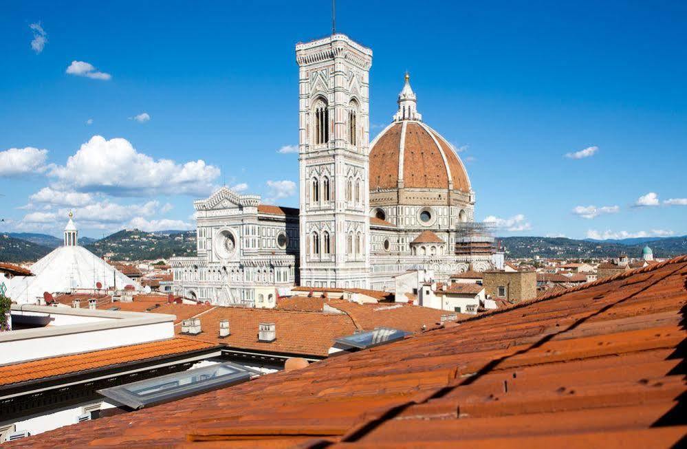 Repubblica Firenze Luxury Apartments | Una Esperienze Luaran gambar