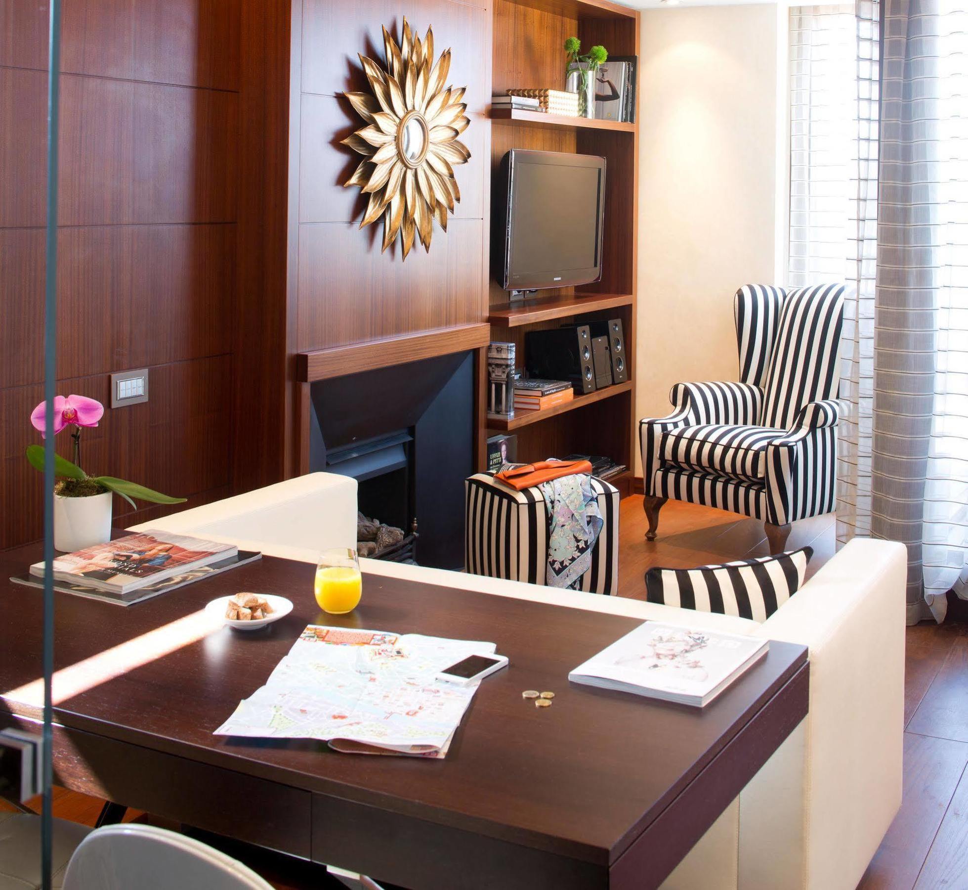 Repubblica Firenze Luxury Apartments | Una Esperienze Luaran gambar
