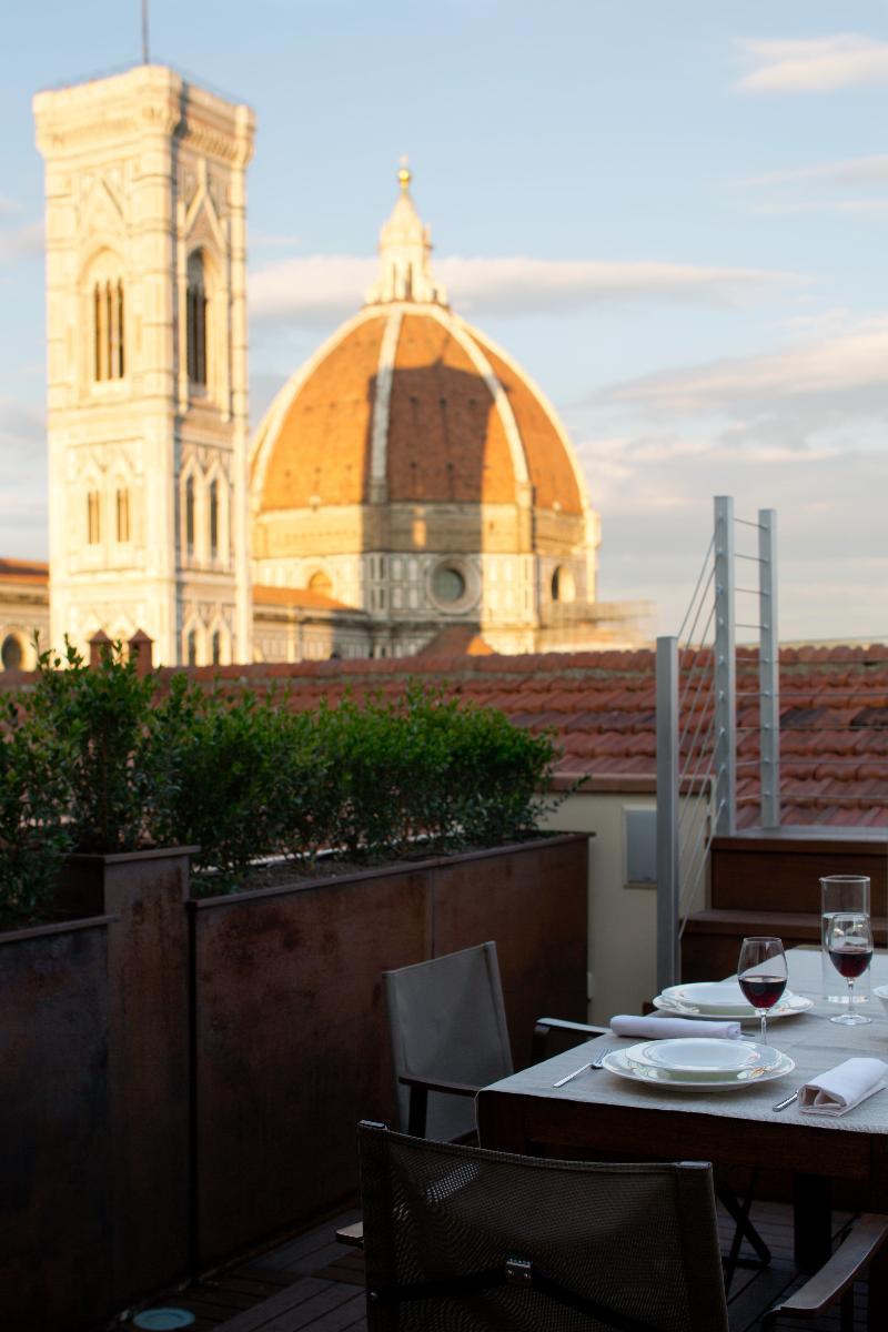 Repubblica Firenze Luxury Apartments | Una Esperienze Luaran gambar
